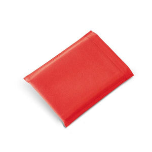 Promotivni notes A5 s horizontalnom gumicom i kemijskom olovkom, crvene boje, u poklon pakiranju | Poslovni pokloni